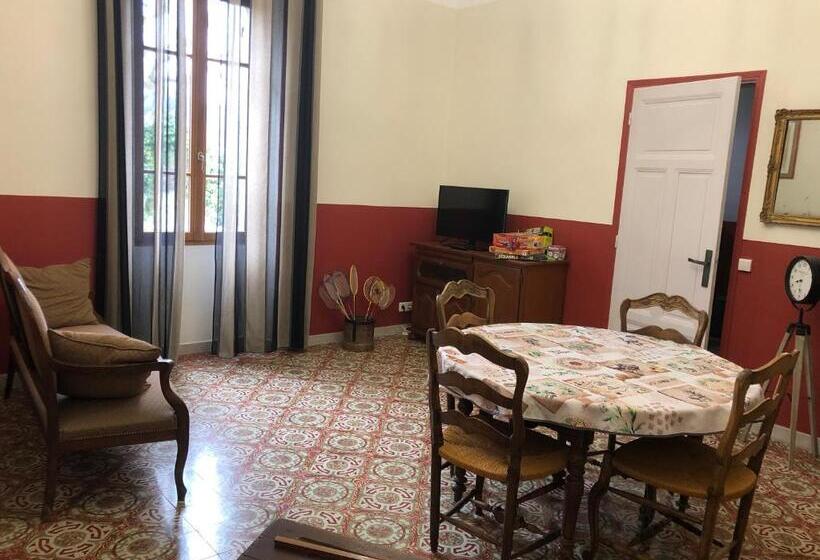 ベッドアンドブレックファースト Mas La Cigalière