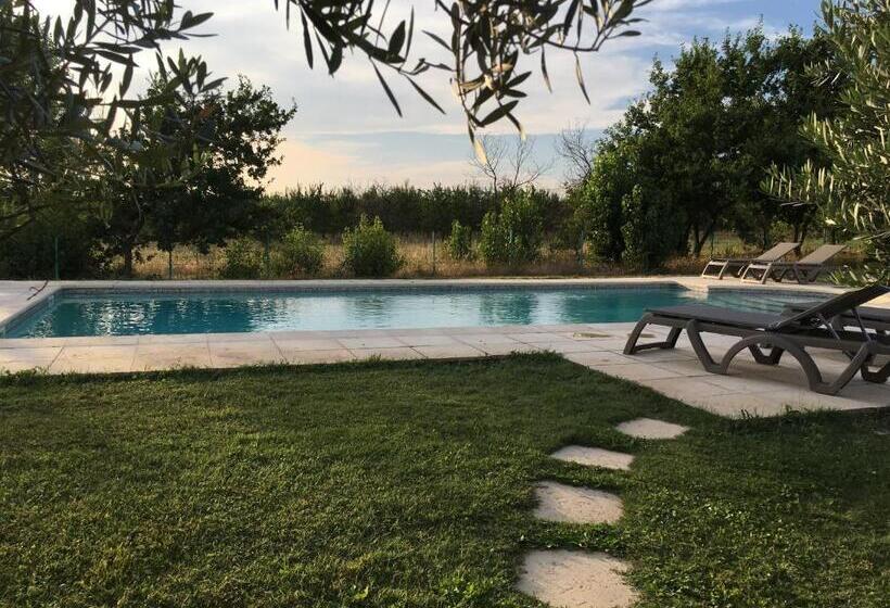 ベッドアンドブレックファースト Mas La Cigalière