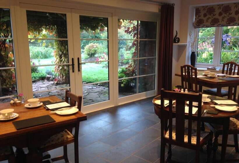 צימר Middle Burrow