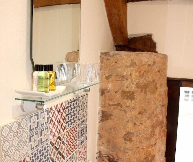 צימר Middle Burrow