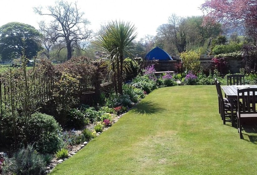 צימר Saxon Villa