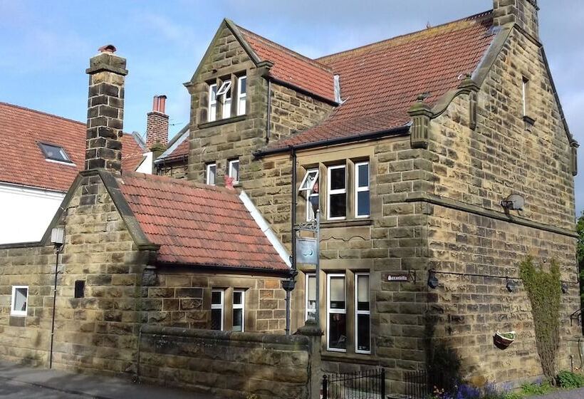 צימר Saxon Villa