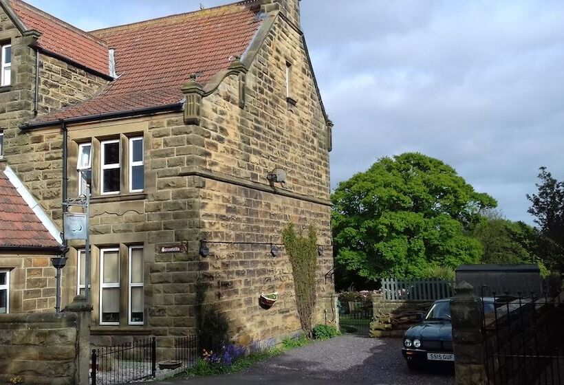 צימר Saxon Villa