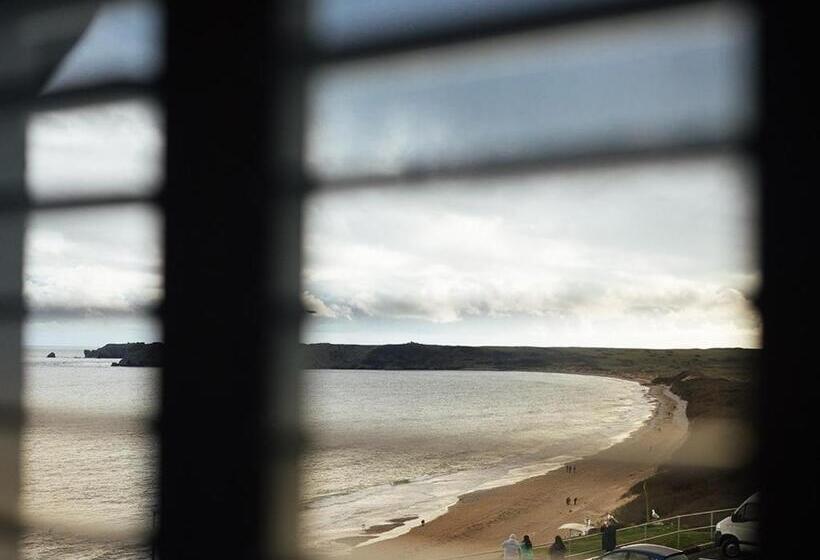 住宿加早餐  The Townhouse