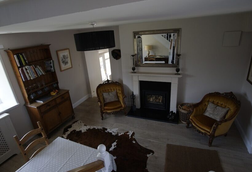 צימר Toadhall Rooms