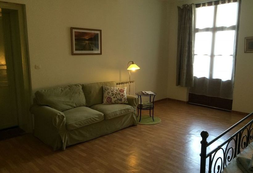 مبيت وإفطار Ultreia Moissac