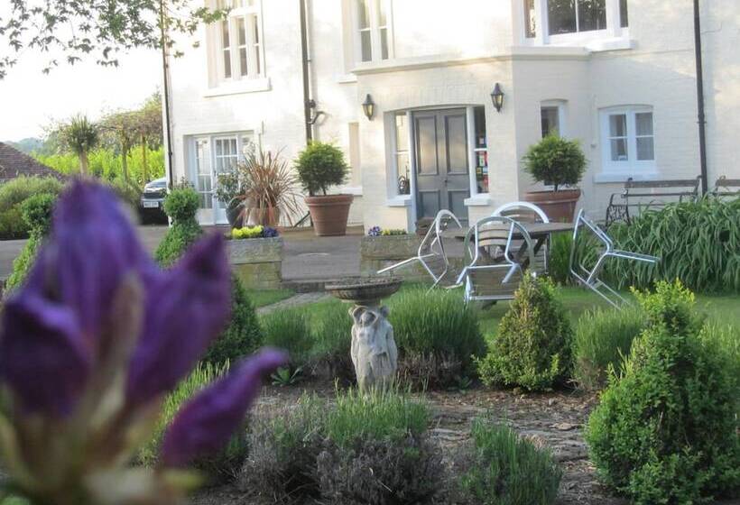 Bed and Breakfast Wartling Place Country House