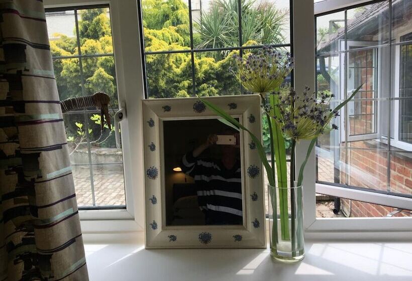 Bed and Breakfast Wartling Place Country House