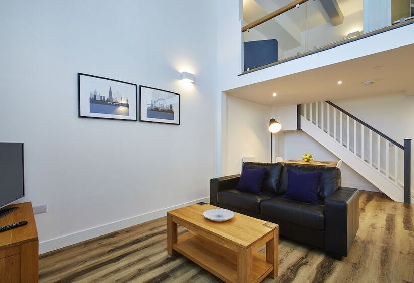 Burkhardt Hall  Parking Included  Sleeps 4