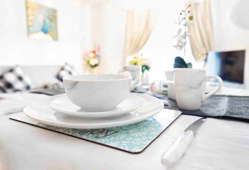 Grand Central Apartments