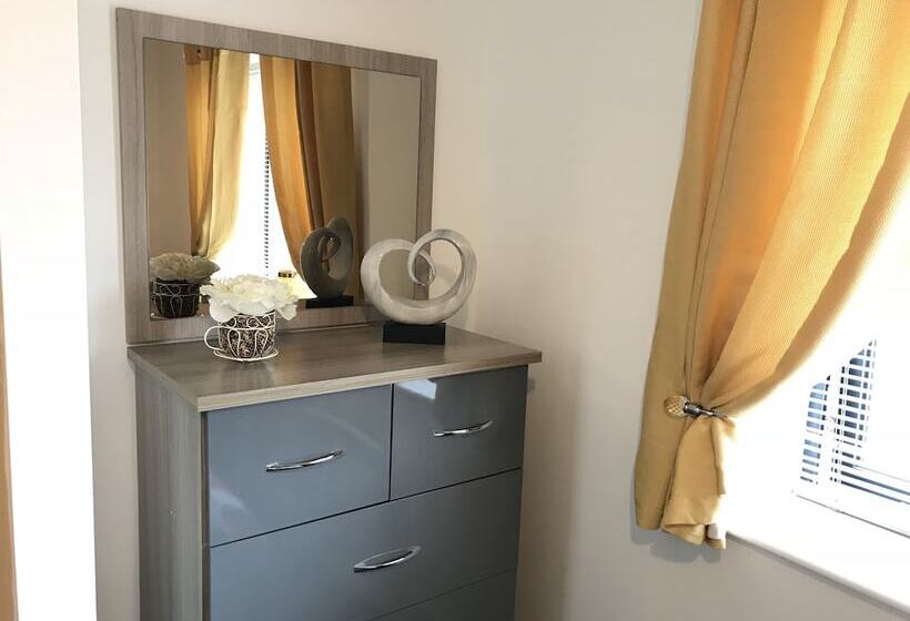 Grand Central Apartments