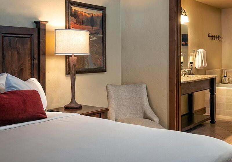 Grand Lodge Peak 7   Condo