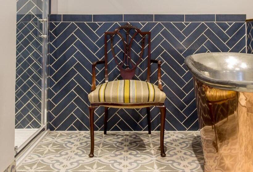 簡易ホテル The Cornish Arms