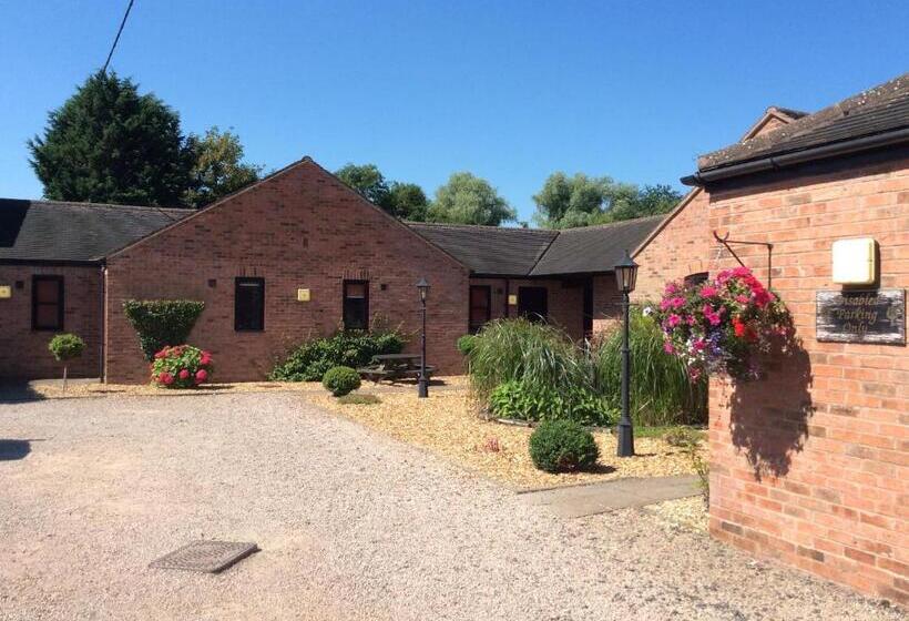 Хостел The Fountain Oldwood