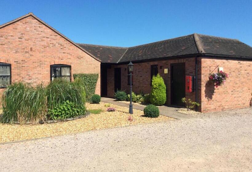 Хостел The Fountain Oldwood