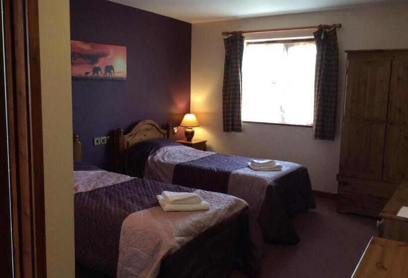 Хостел The Fountain Oldwood