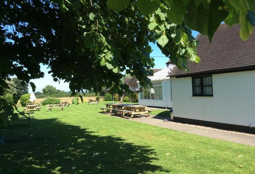 Хостел The Fountain Oldwood