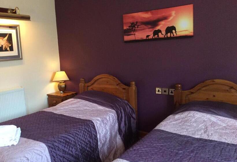 Хостел The Fountain Oldwood