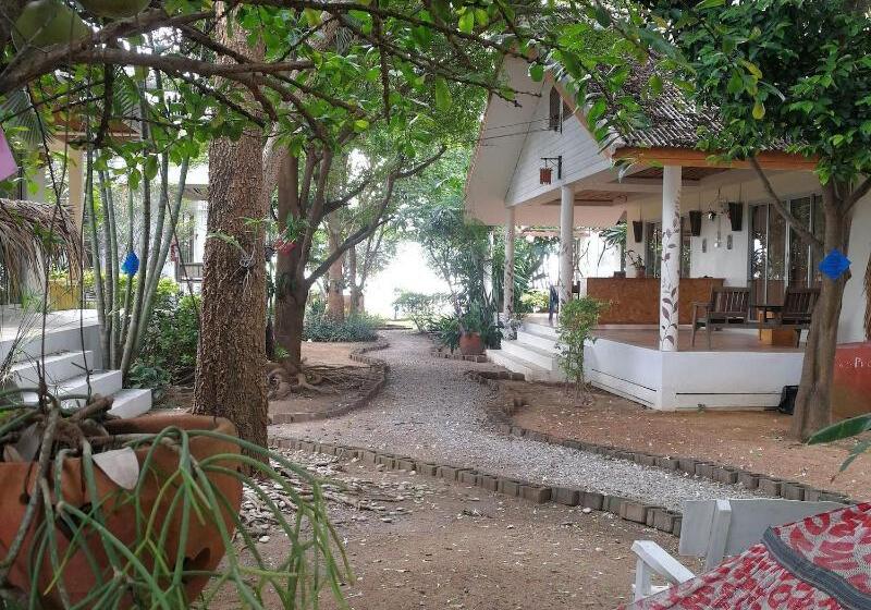 בית מלון כפרי Atpran Resort