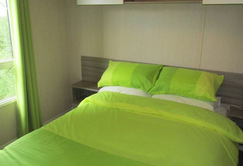 בית מלון כפרי Barnkirk Holidays