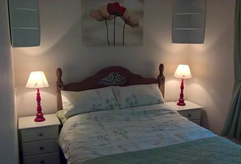 בית מלון כפרי Barnkirk Holidays