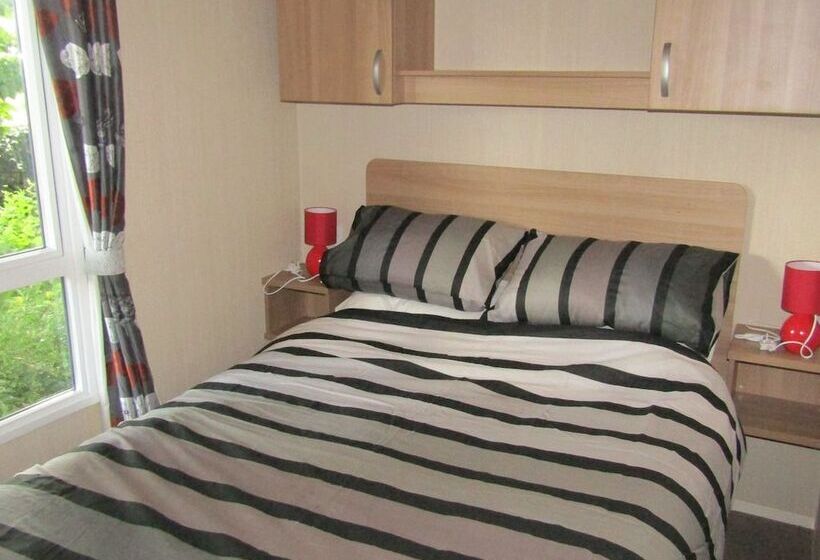 בית מלון כפרי Barnkirk Holidays