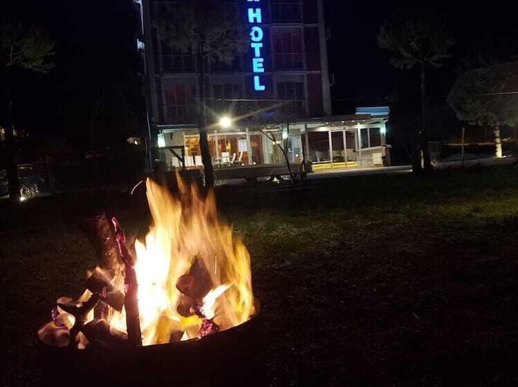 בית מלון כפרי Boss Ii