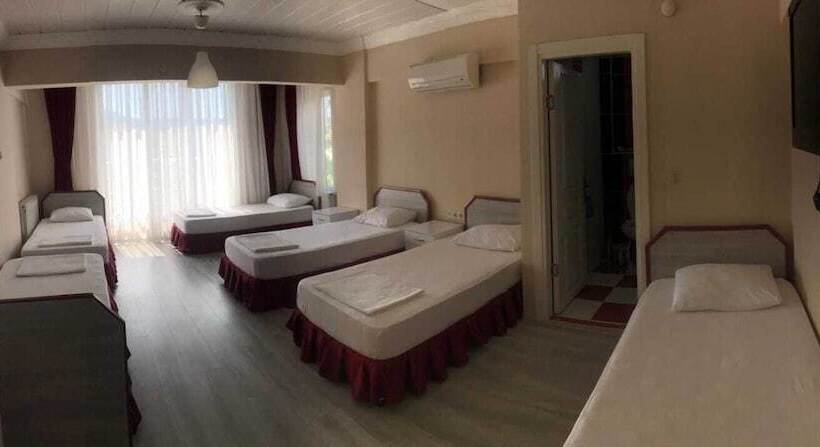 בית מלון כפרי Boss Ii