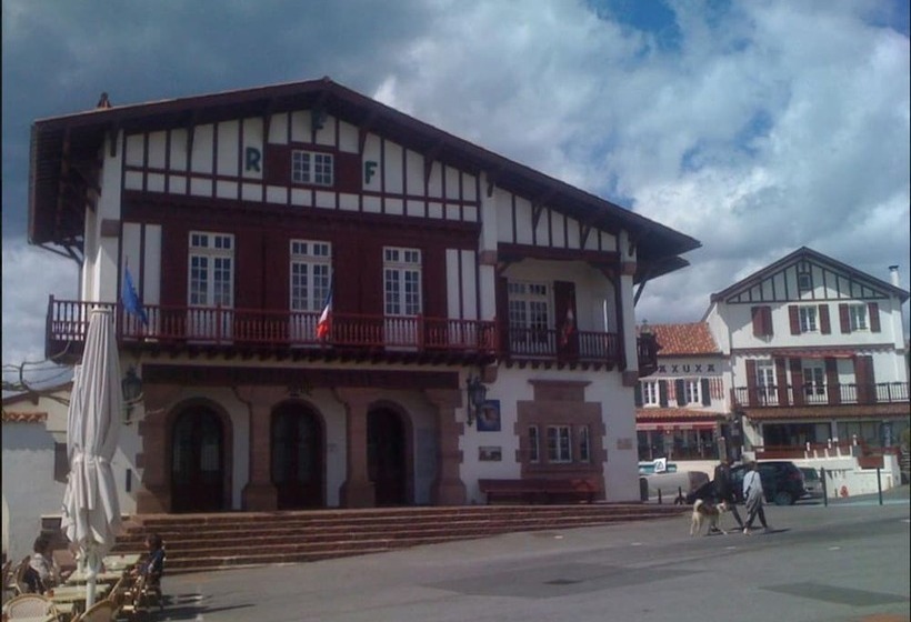 فندق Camping Harrobia