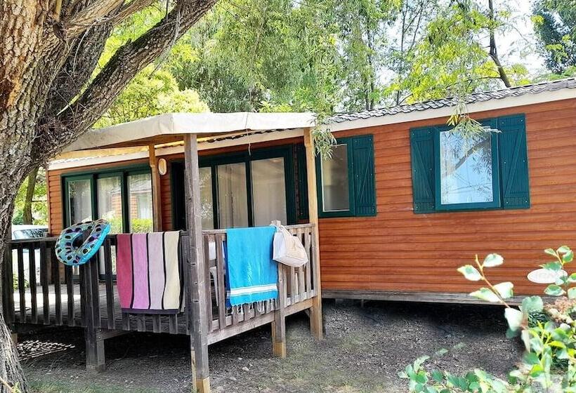 ホテル Camping La Célestine