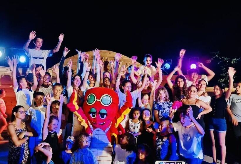 هتل Camping La Dune