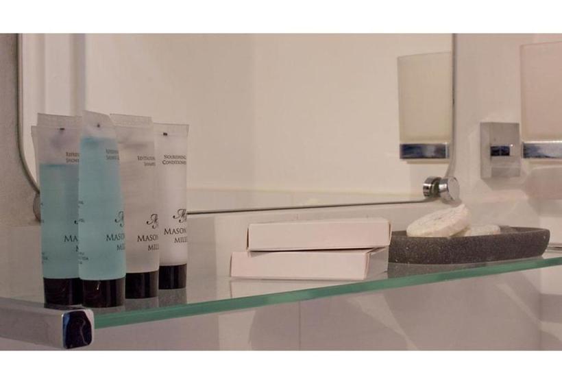 Отель Hare & Hounds