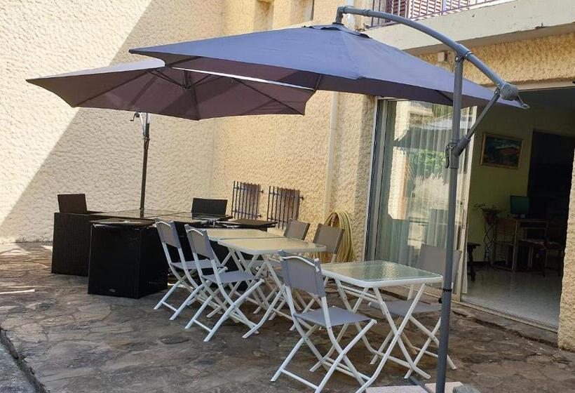 酒店 Hôtel Ambeille