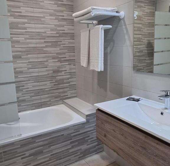 酒店 Hôtel Ambeille