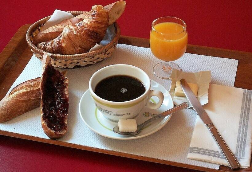 فندق Hôtel Du Commerce