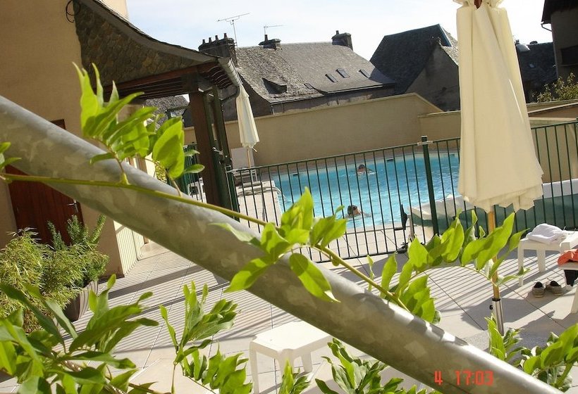 ホテル Hôtel Regis