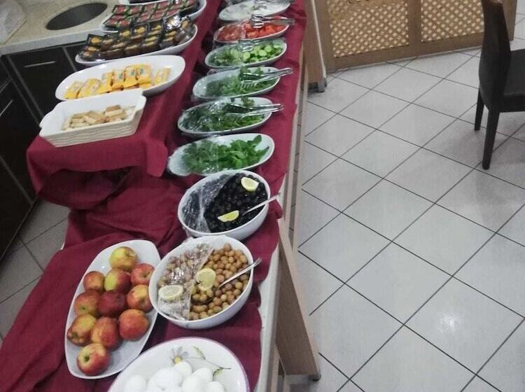 فندق Oreko Express