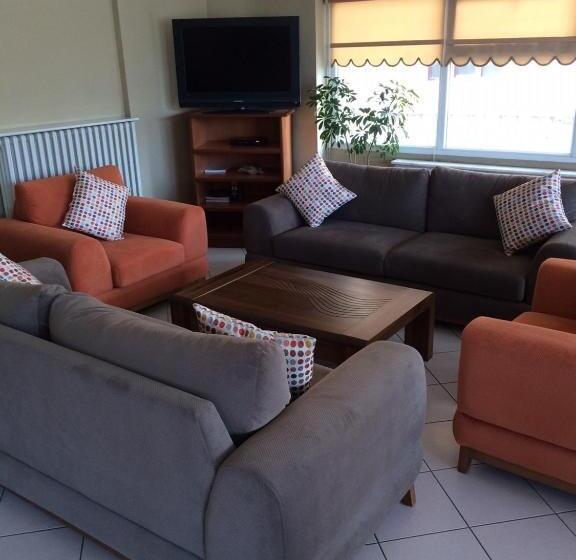 فندق Oreko Express