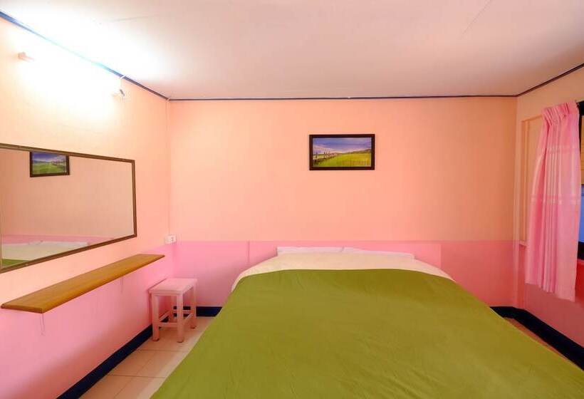 בית מלון כפרי Penporn Guesthouse