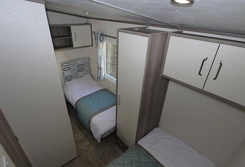 Отель Percy Wood Country Park