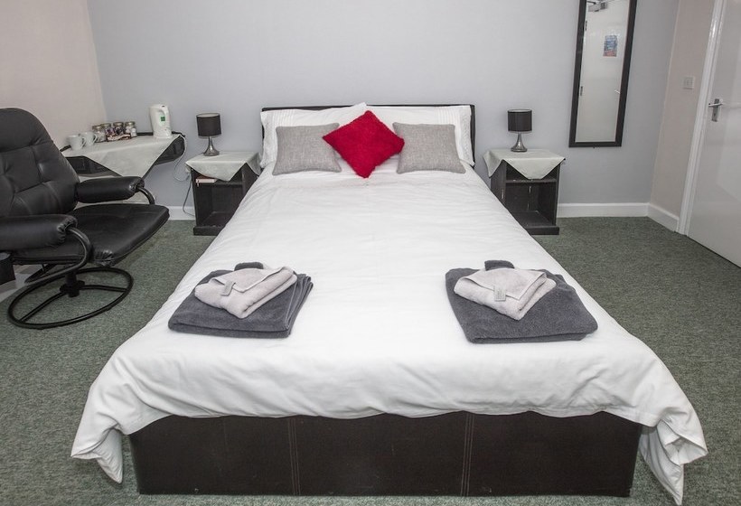 فندق Lord Nelson