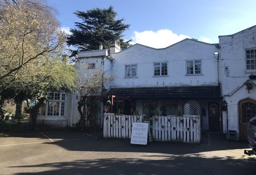 فندق The Priory