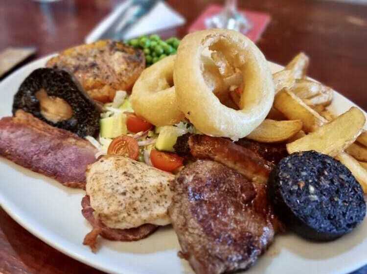 فندق The Queens Head