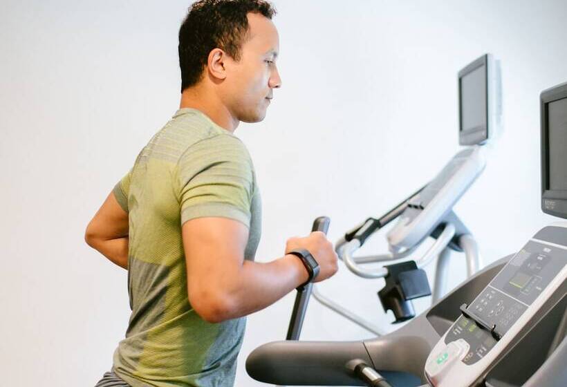 Отель Woodspring Suites Seattle Tukwila