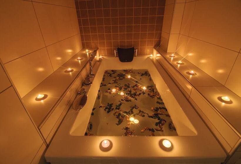 Ilhan Kardesler Apart