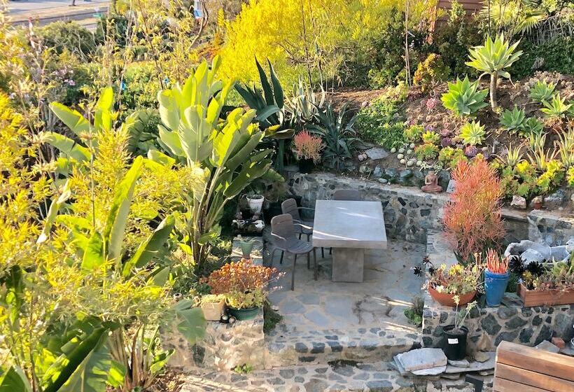 Inn At Moonlight Beach