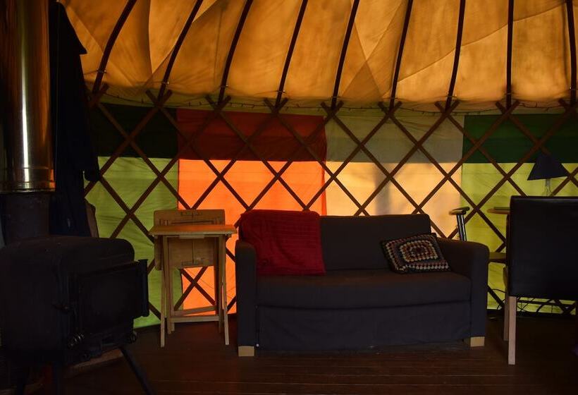 Marthrown Of Mabie   Hostel