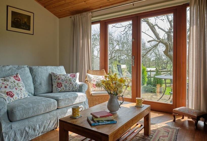 Middlewick Holiday Cottages