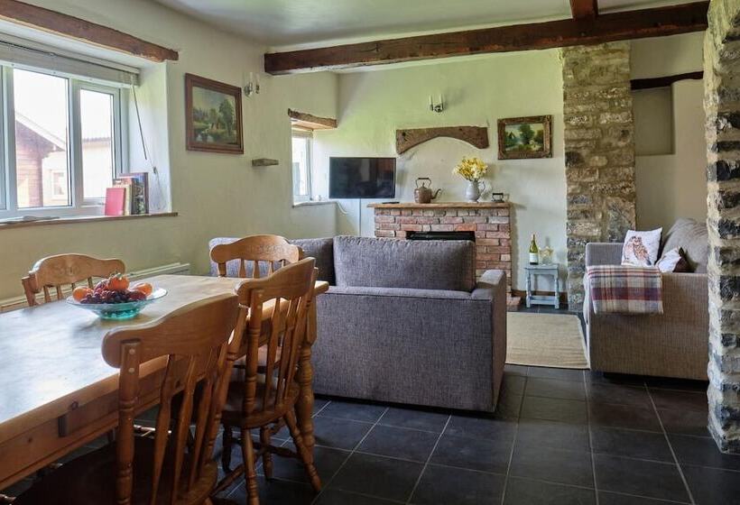 Middlewick Holiday Cottages