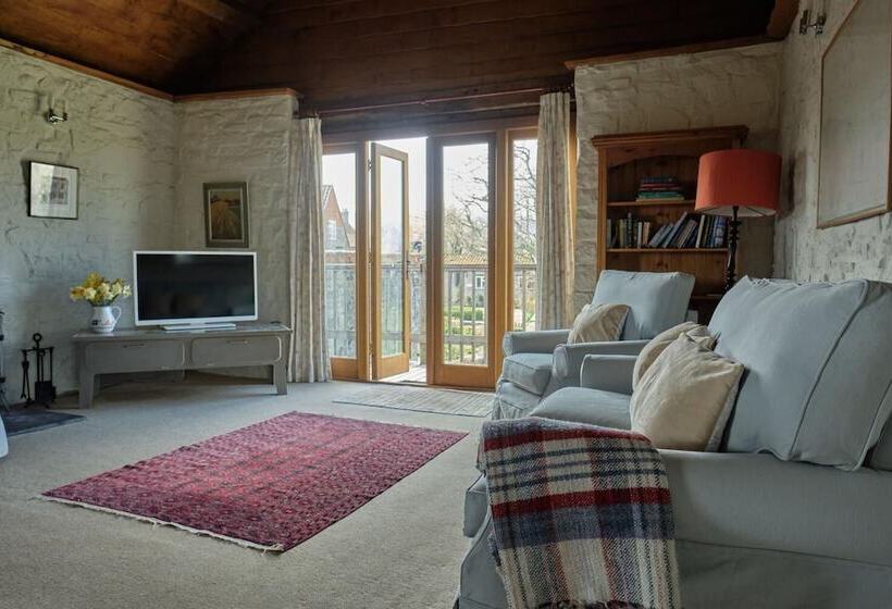 Middlewick Holiday Cottages